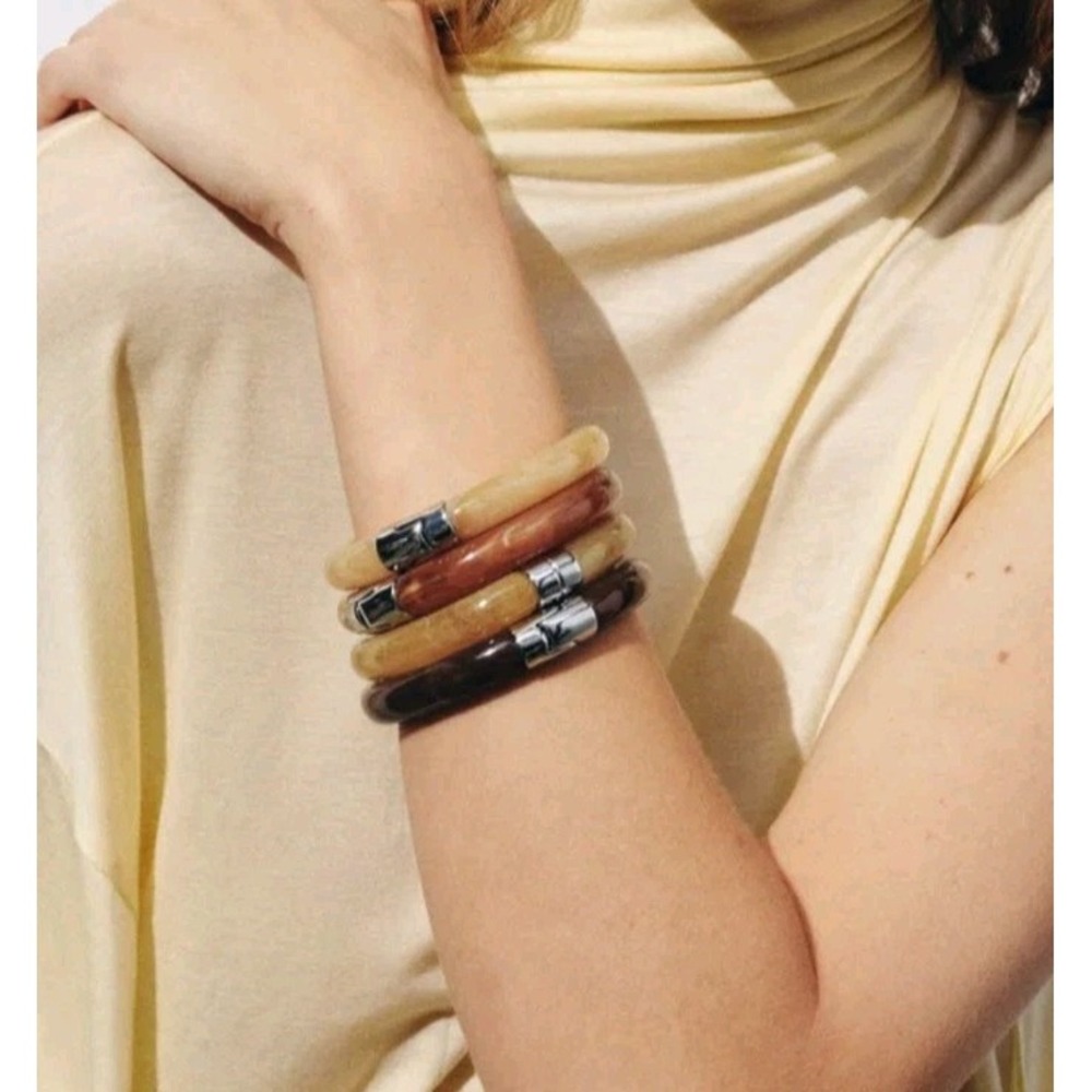 Zara Resin Magnetic Bangle Bracelets Set of 3 Brown Cream Amber Size M NWT